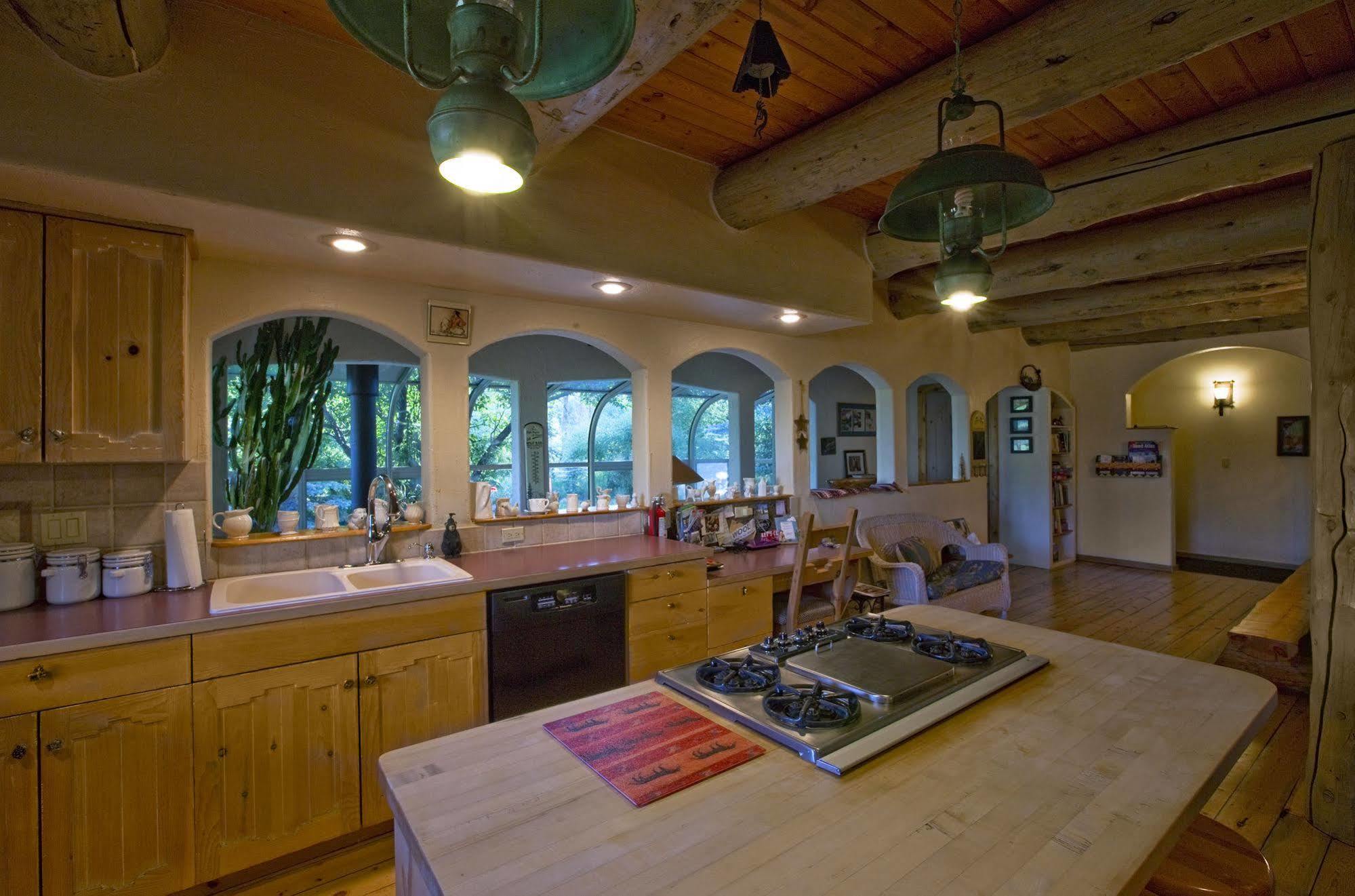 Mariposa Lodge Bed And Breakfast Стиймбоут Спрингс Екстериор снимка